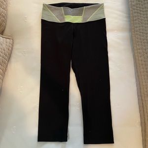 Lululemon Cropped Reversible Leggings